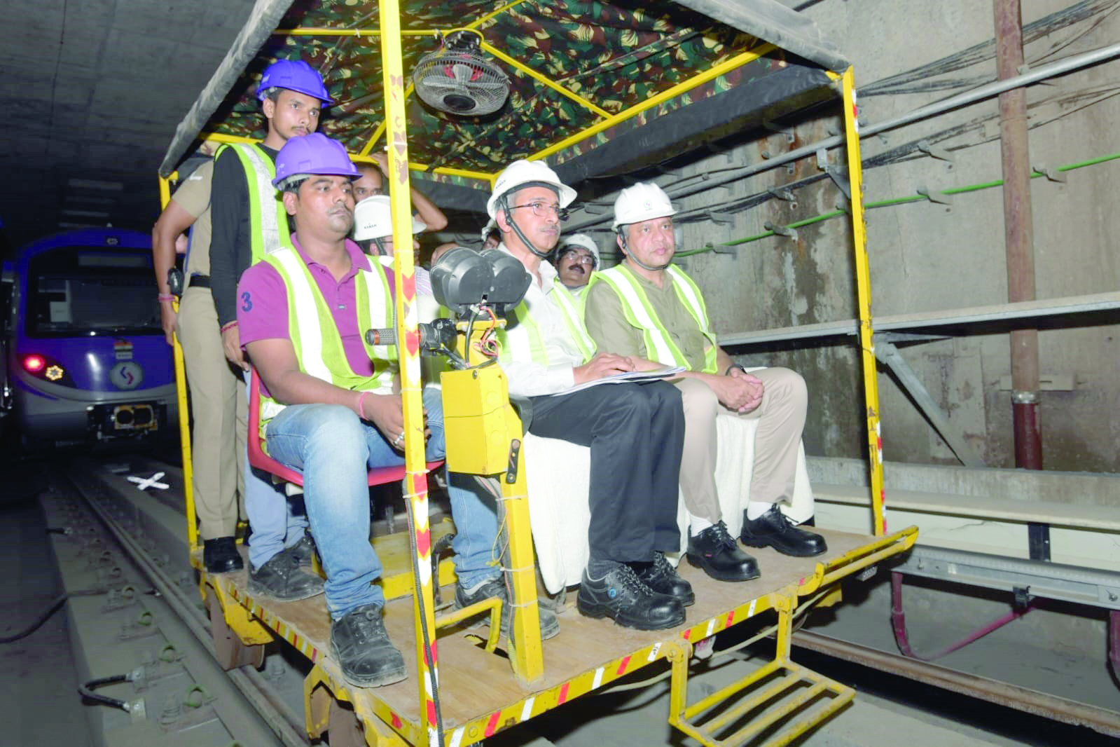 Rly min inspects Howrah Maidan Metro Station Rly min inspects Howrah Maidan Metro Station