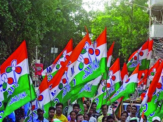 Sahebnagar Panchayat: Cong leader, 145 more families join TMC