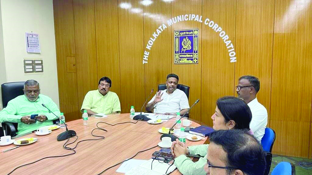 Hakim pledges plantation of 1 crore saplings, asks other agencies to join hands