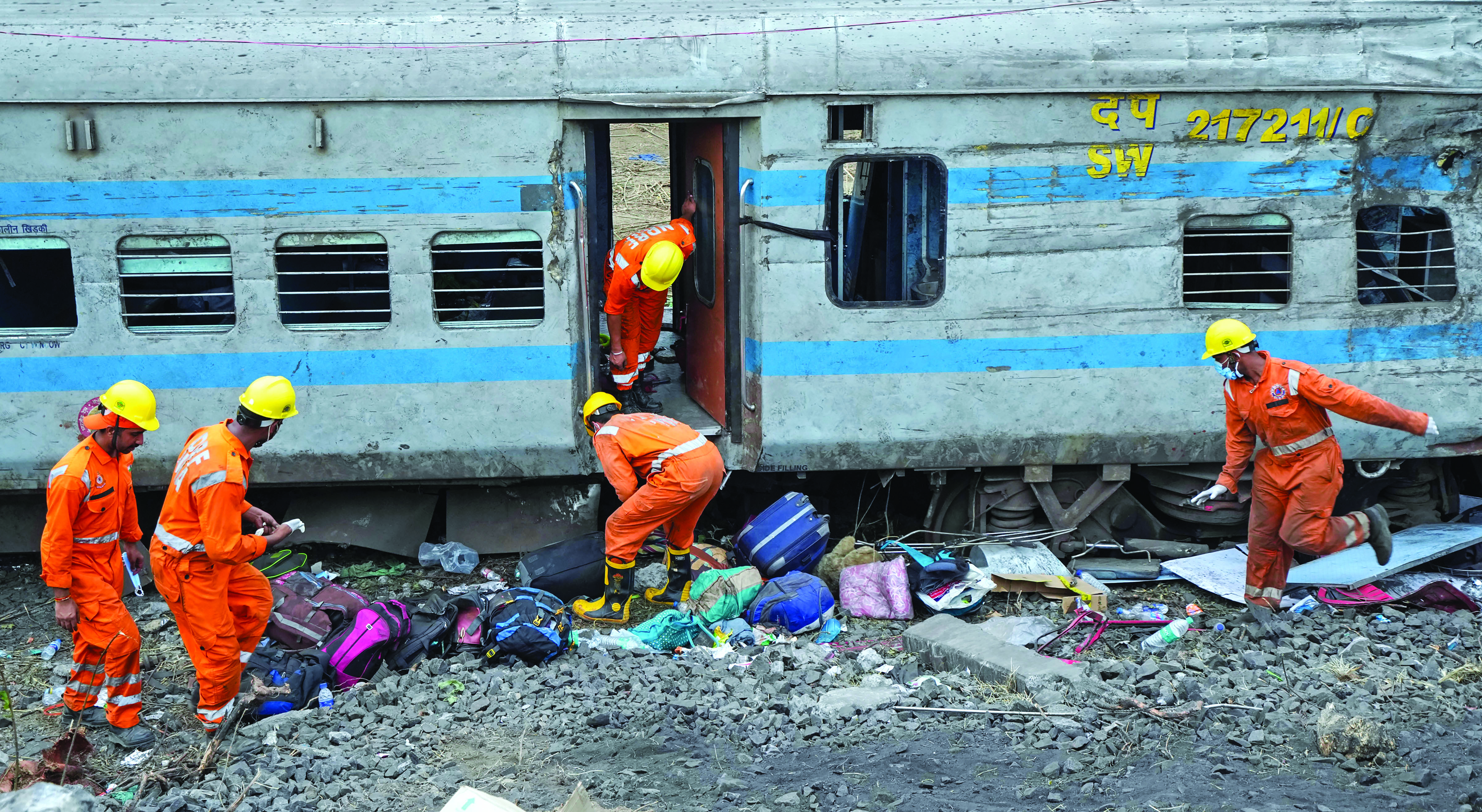 Ex-controllers suggest CCTV surveillance for relay rooms, divisional control units Ex-controllers suggest CCTV surveillance for relay rooms, divisional control units