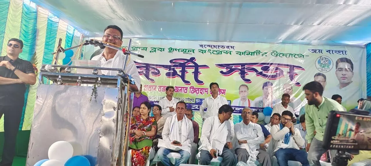 Hakim accuses Adhir of poaching TMC workers, calls Congress & CPI(M) agents of BJP Hakim accuses Adhir of poaching TMC workers, calls Congress & CPI(M) agents of BJP