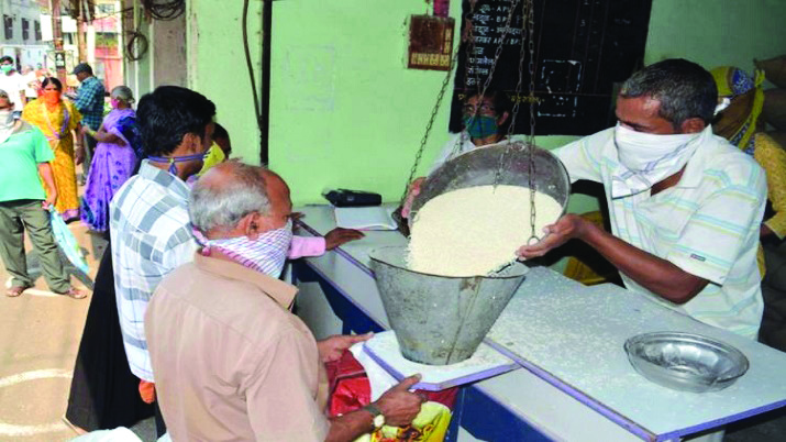 ‘Centre sabotaging Anna Bhagya scheme in K’taka’