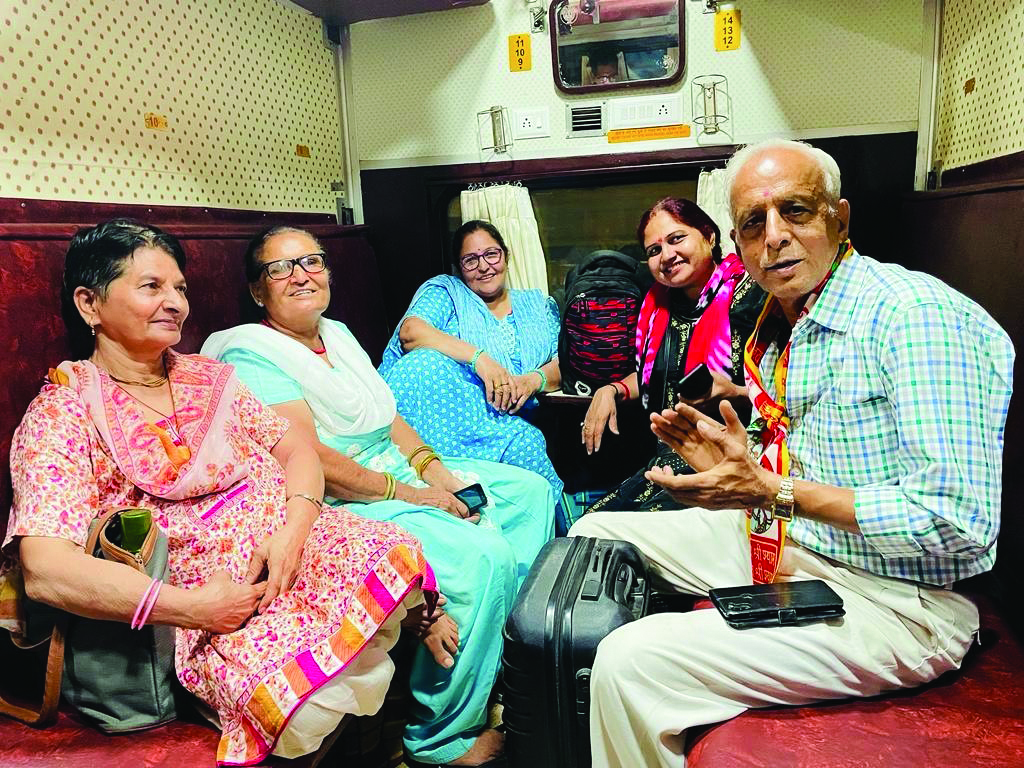 Delhi government’s Mukyamantri Tirath Yatra scheme resumes Delhi government’s Mukyamantri Tirath Yatra scheme resumes