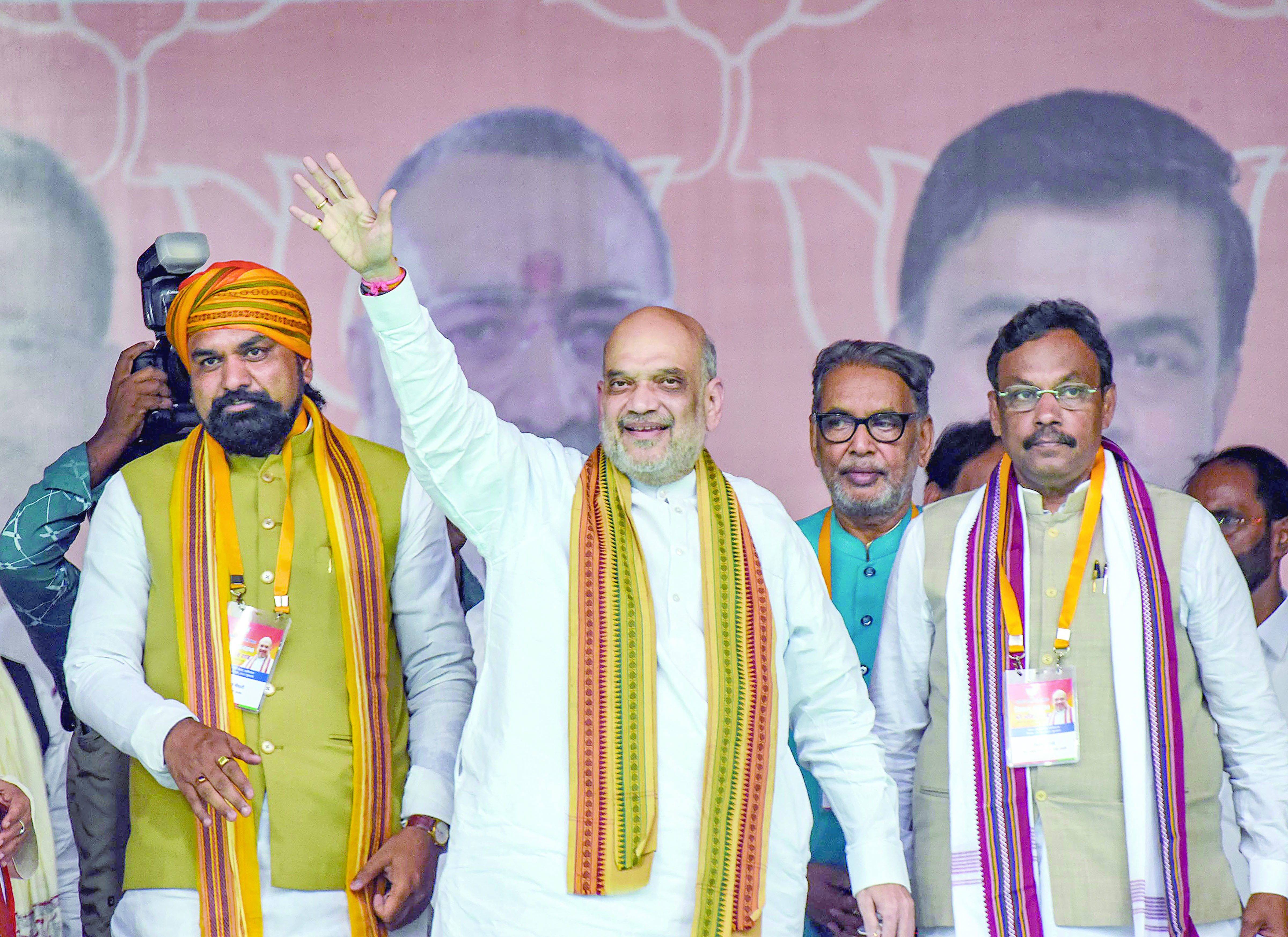 LS polls a choice between Rahul & PM Modi, says Shah in Bihar