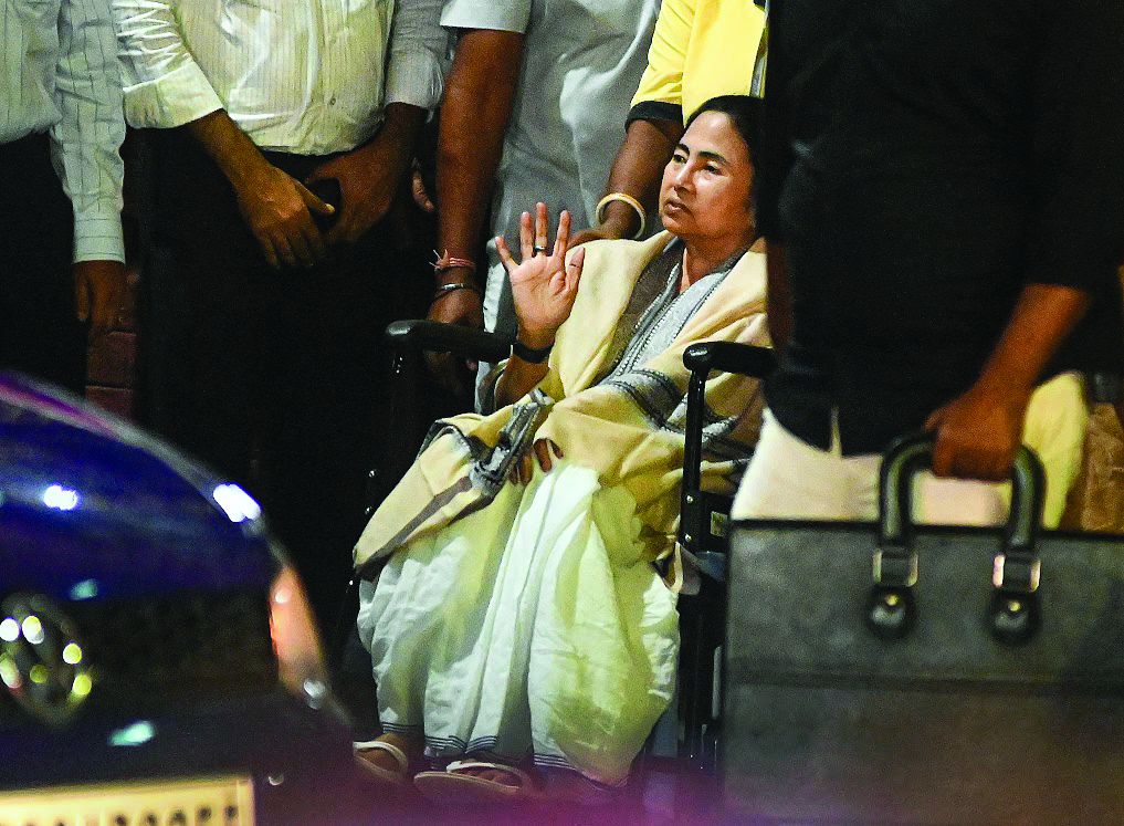 I am deeply touched by everyone’s well wishes for my health: Mamata