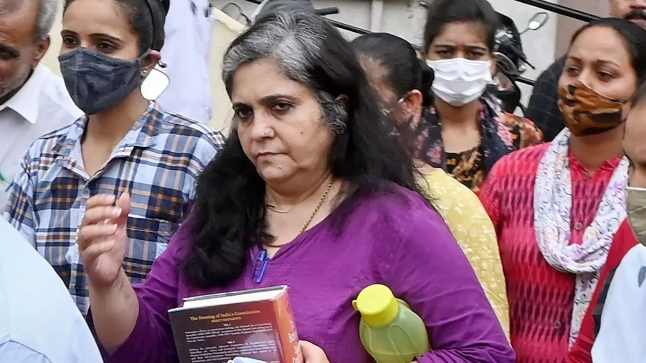 SC extends interim protection from arrest to Teesta Setalvad till July 19 SC extends interim protection from arrest to Teesta Setalvad till July 19
