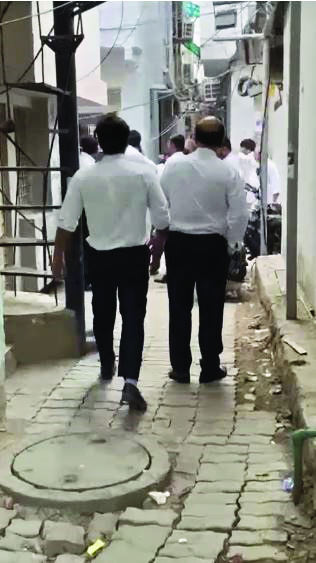 Feuding groups of lawyers open fire in Tis Hazari Court