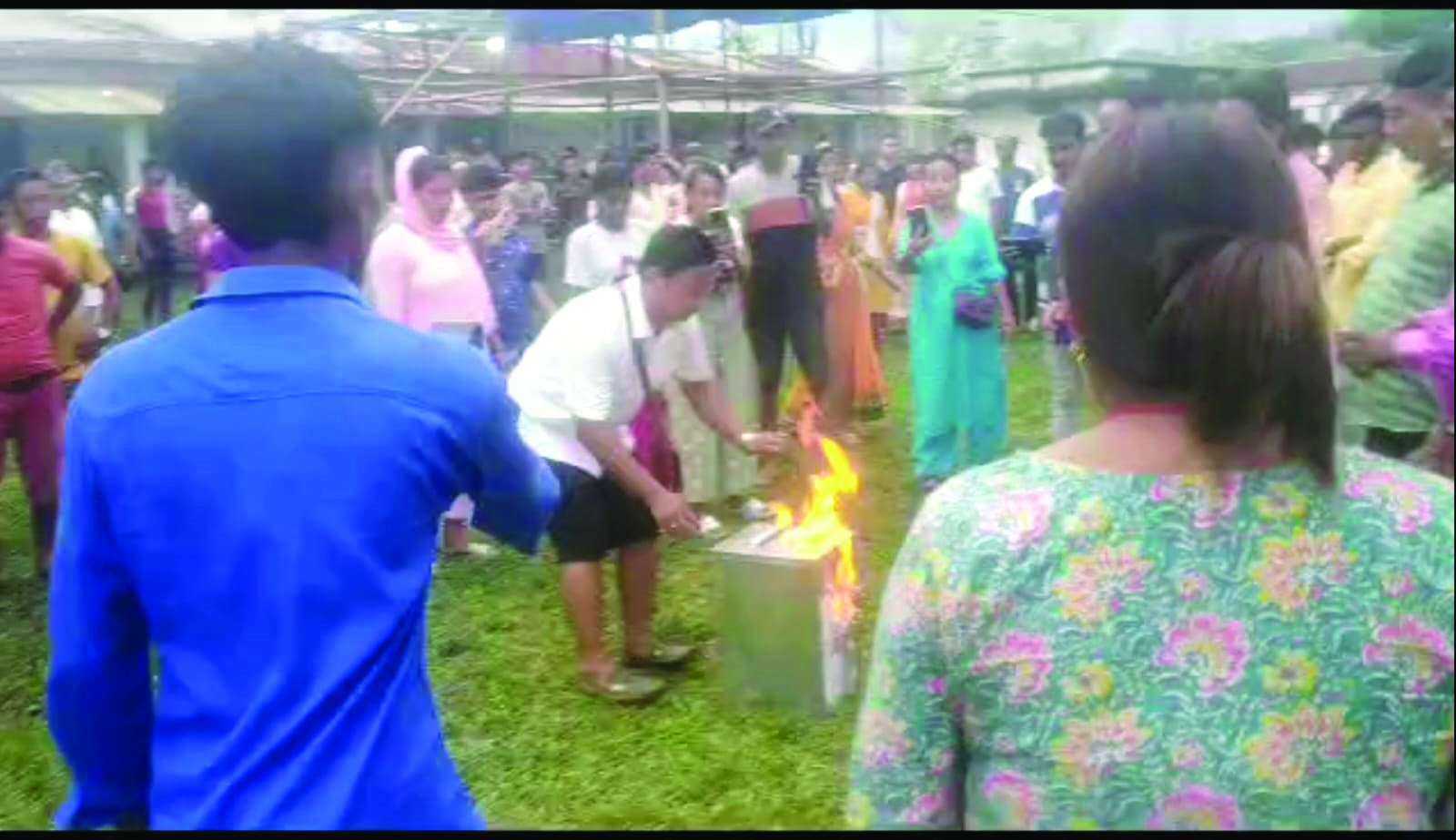 About 60.76% votes cast in North Bengal districts till 5 pm