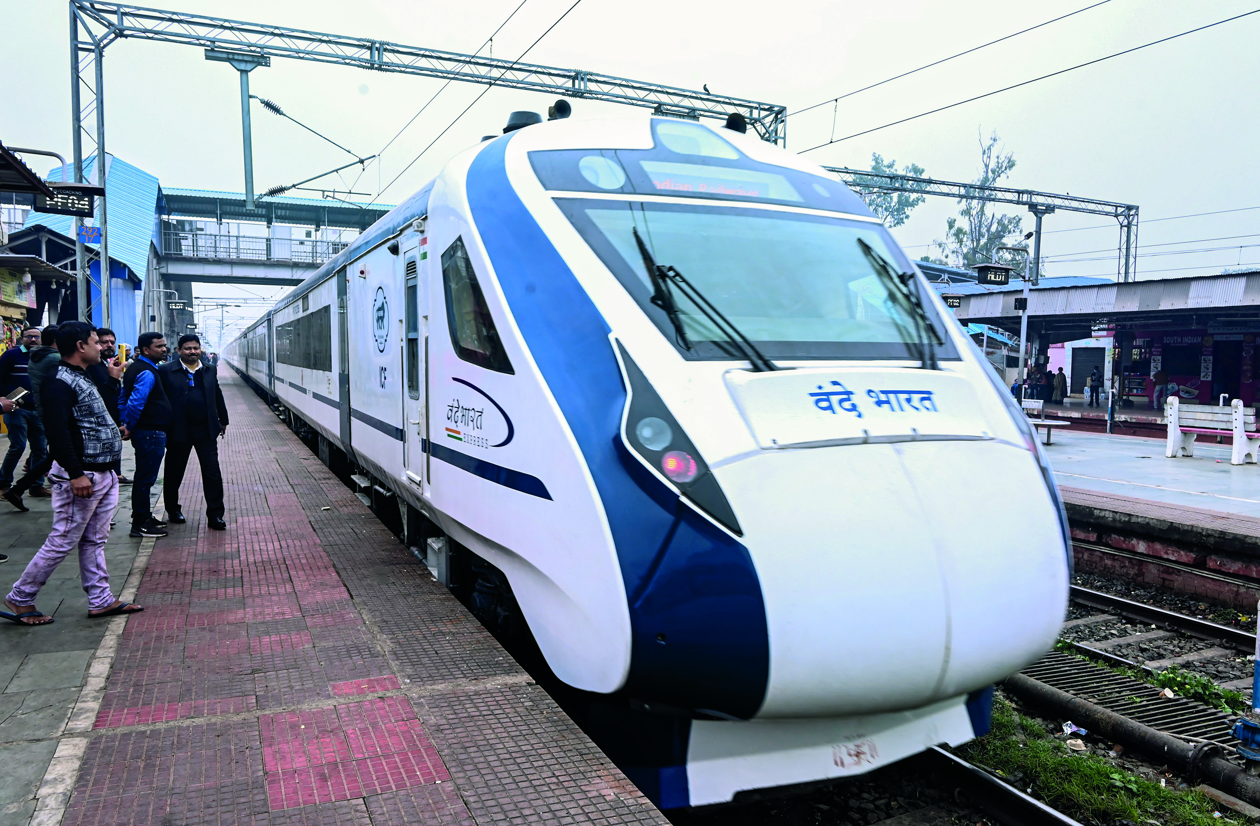 Rlys to slash fares of AC chair car, exec classes by up to 25%