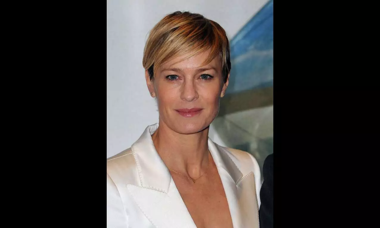 Robin Wright to direct romance drama Bingo Robin Wright to direct romance drama Bingo