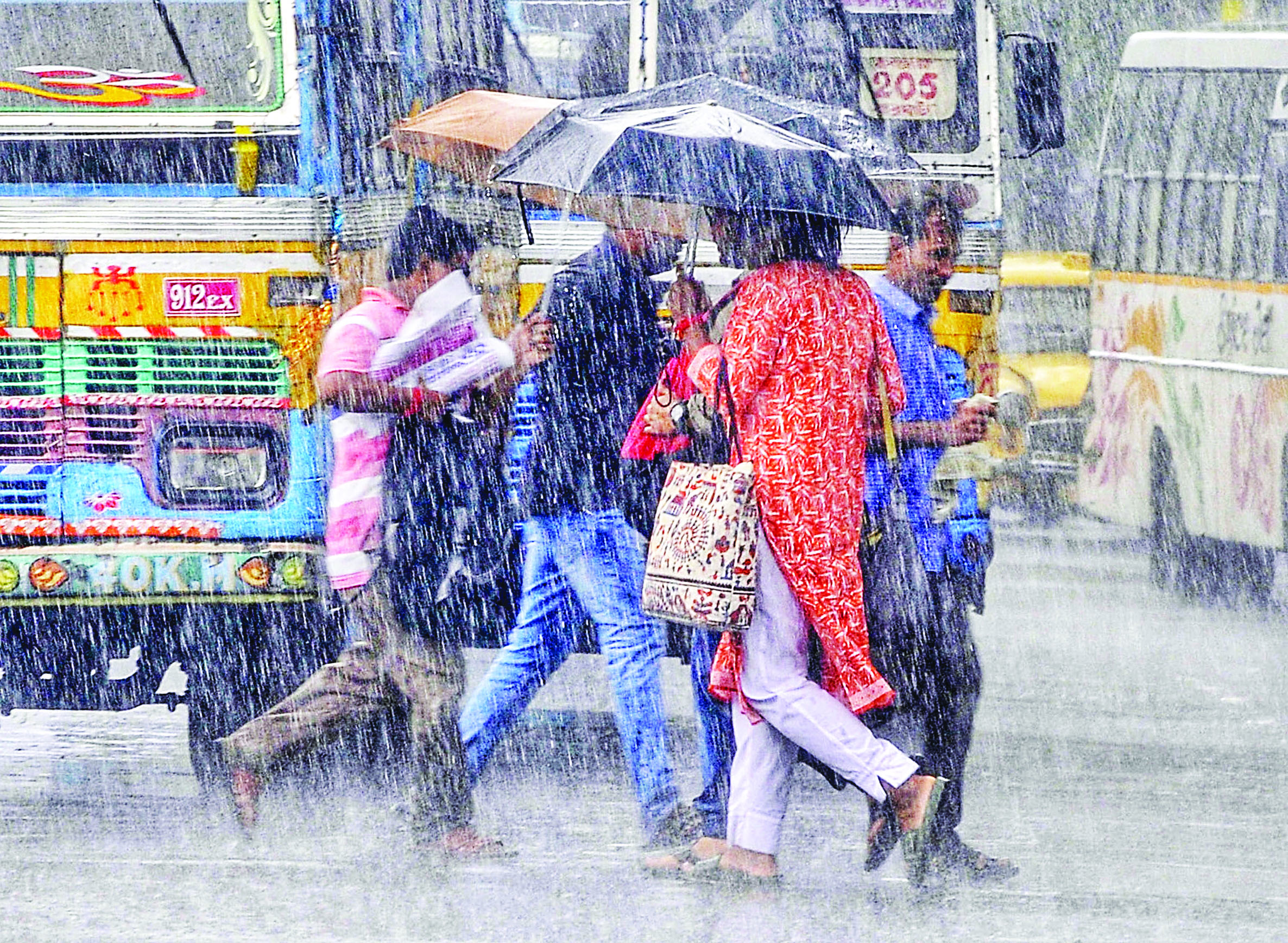 Several South Bengal dists to get heavy showers in next 48 hrs Several South Bengal dists to get heavy showers in next 48 hrs