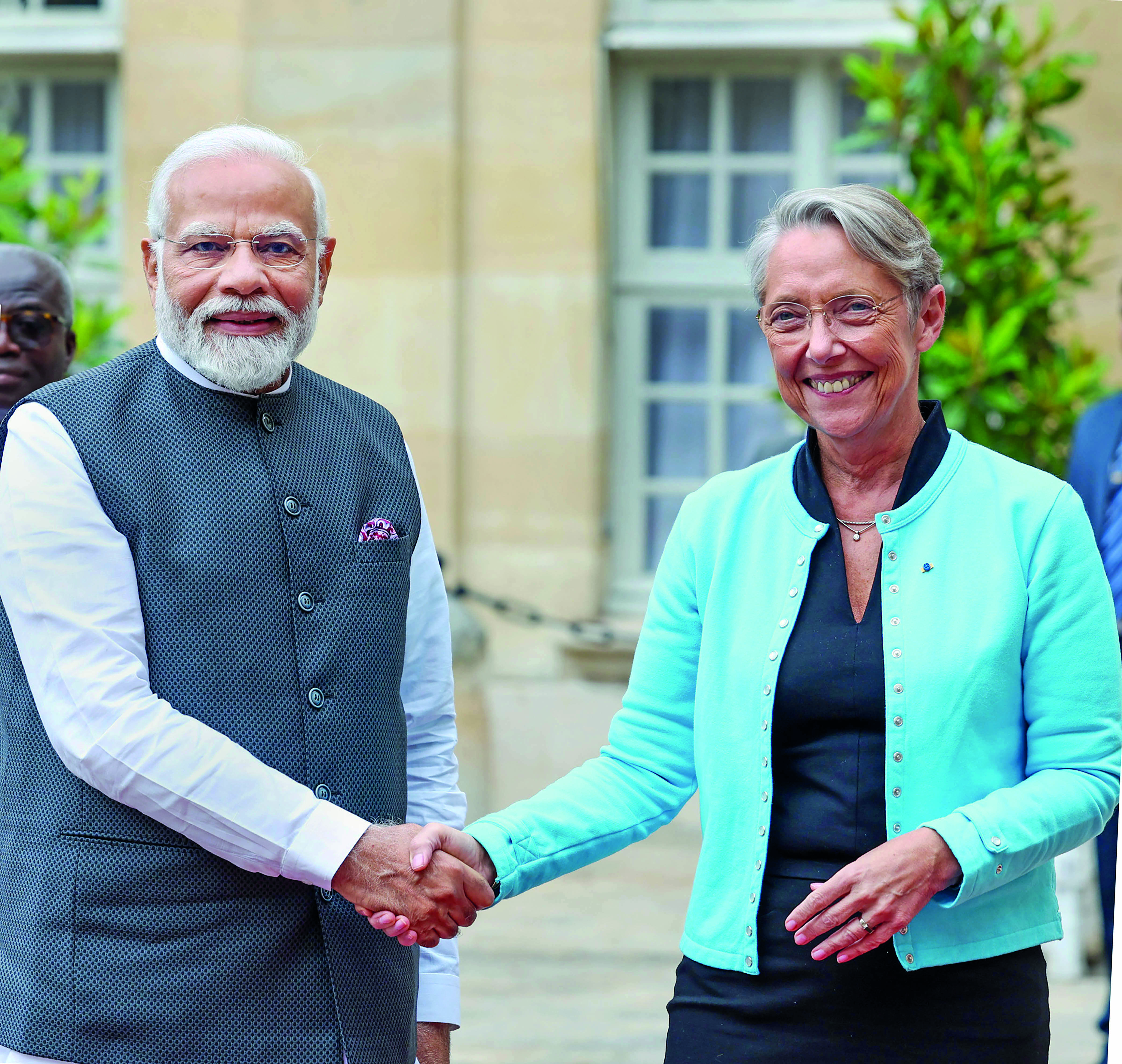 PM Modi holds ‘fruitful’ meetings with French counterpart, Senate President