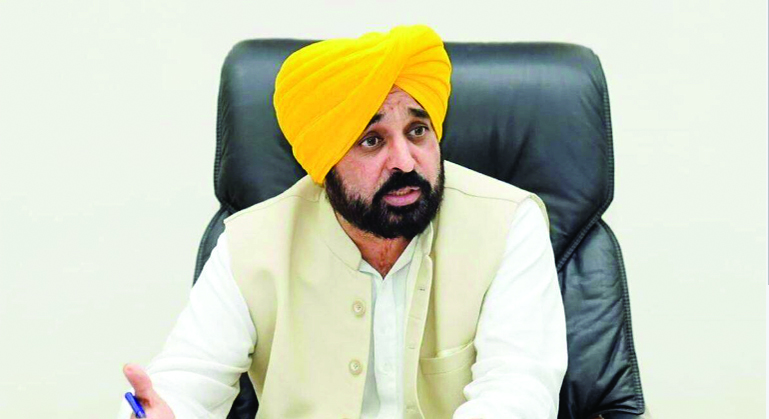 Punjab CM prefers physical survey over aerial of flood-hit areas Punjab CM prefers physical survey over aerial of flood-hit areas