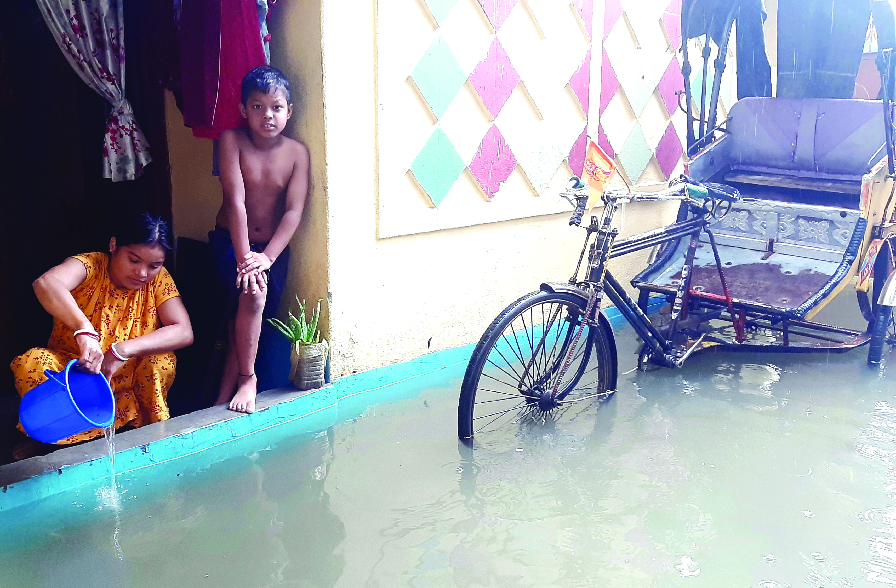 Rain drenches Darjeeling Hills, Siliguri plains Rain drenches Darjeeling Hills, Siliguri plains