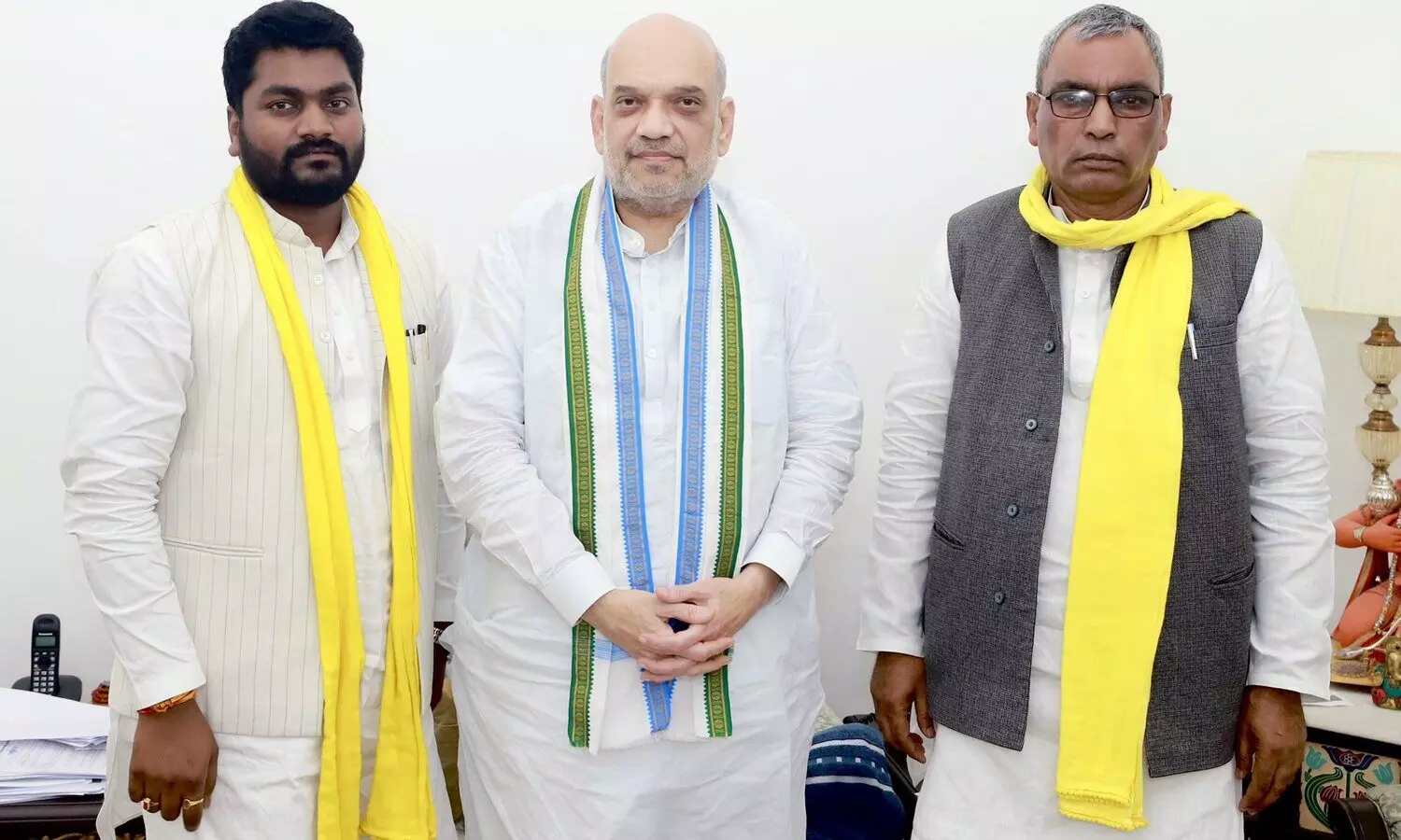 OBC leader Rajbhar meets Shah, joins NDA