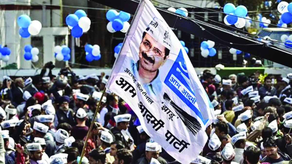AAP to join Oppn meet after   Cong backs ordinance fight