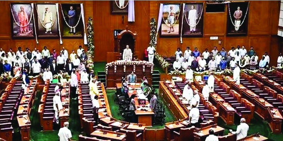 10 BJP MLAs suspended from Karnataka Assembly