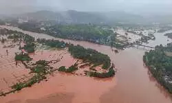 Flood-like situation in Maharashtras Ratnagiri and Raigad districts due to heavy rains Flood-like situation in Maharashtras Ratnagiri and Raigad districts due to heavy rains