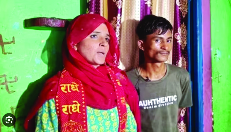 Pak citizen Seema Haider case: Indian intelligence agencies perplexed at tampering of mobile data Pak citizen Seema Haider case: Indian intelligence agencies perplexed at tampering of mobile data