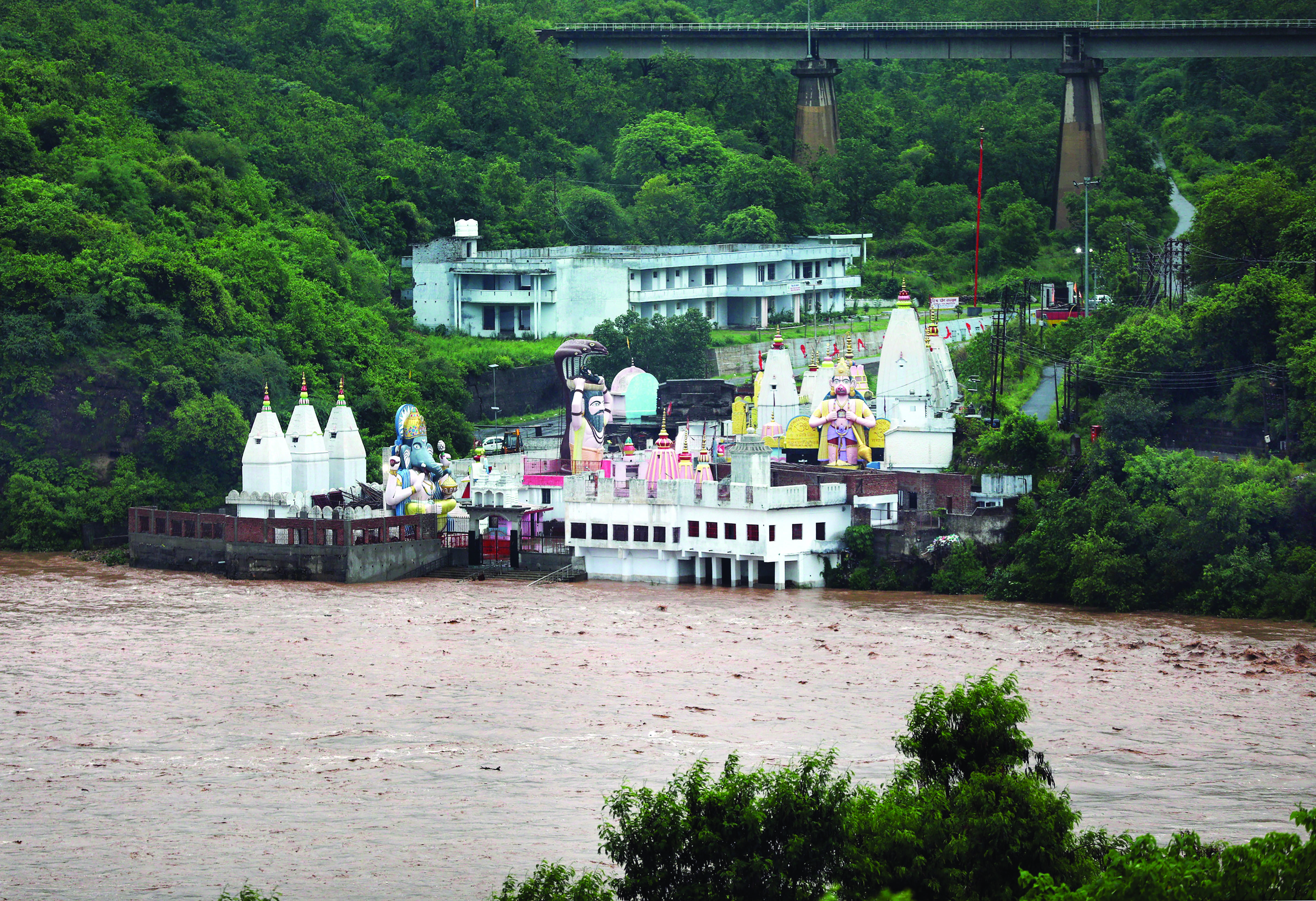 J&K: 8 killed as heavy rains trigger landslides, damage houses in Kathua J&K: 8 killed as heavy rains trigger landslides, damage houses in Kathua