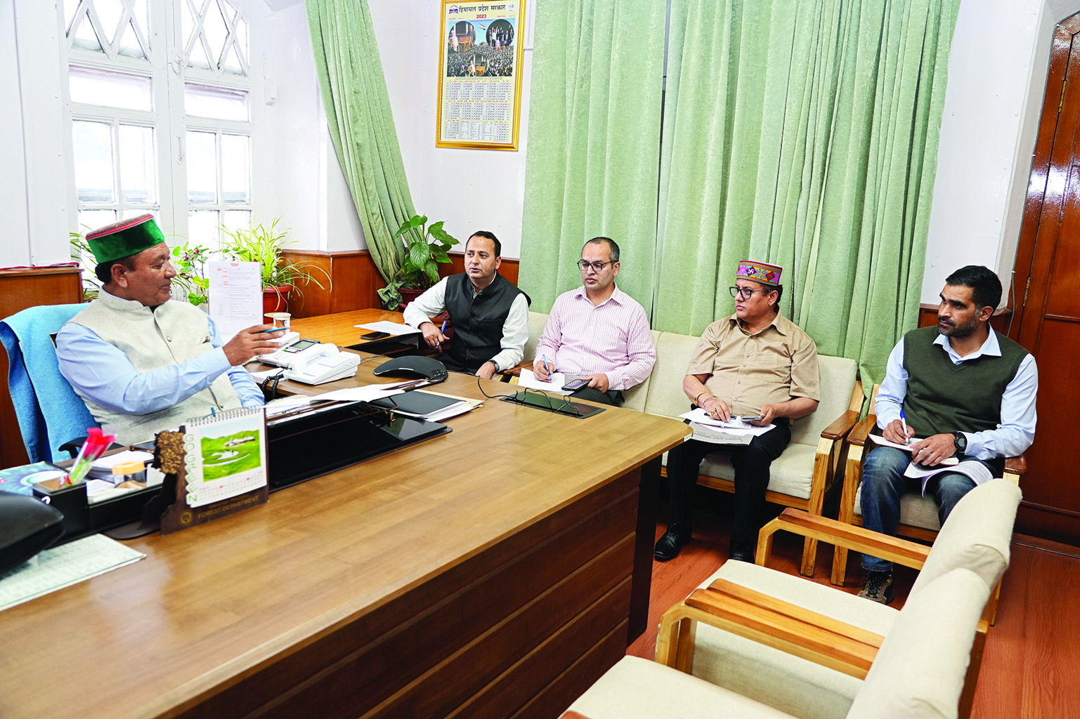 HP releases Rs 50 cr for roads in apple belts