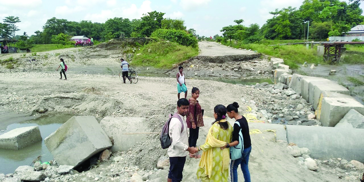 Locals threaten stir as NHAI fails to finish highway in 5 yrs