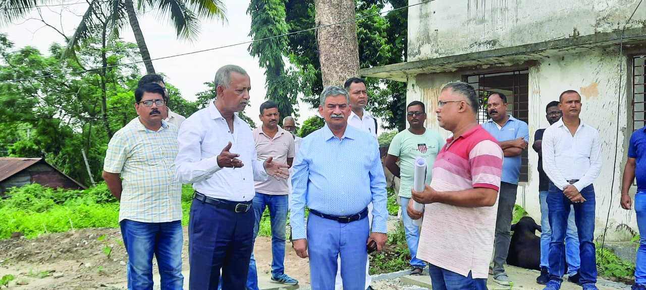 ‘Rly obstructing construction work of bus terminus at Tinbatti More’