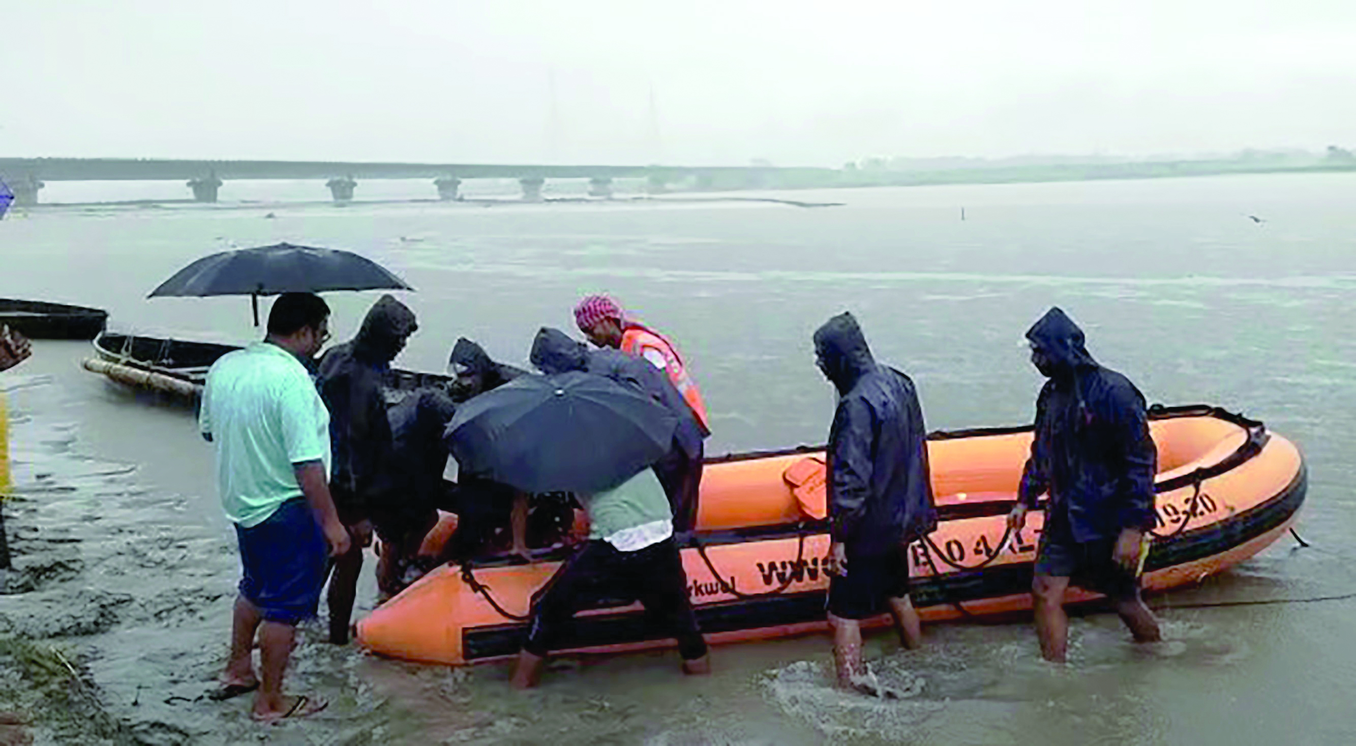 4 teens rescued after they went missing on turbulent Torsa