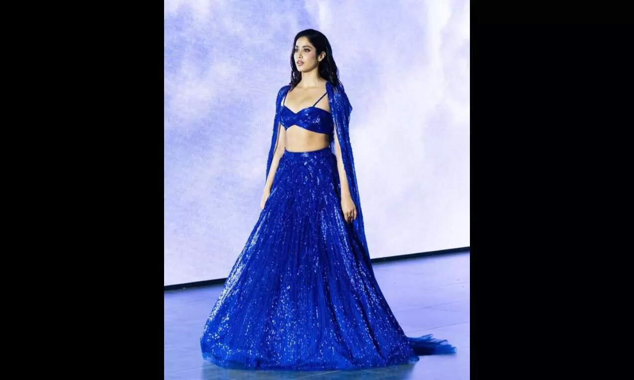 Janhvi Kapoor walks the ramp for Gaurav Gupta at ICW 2023