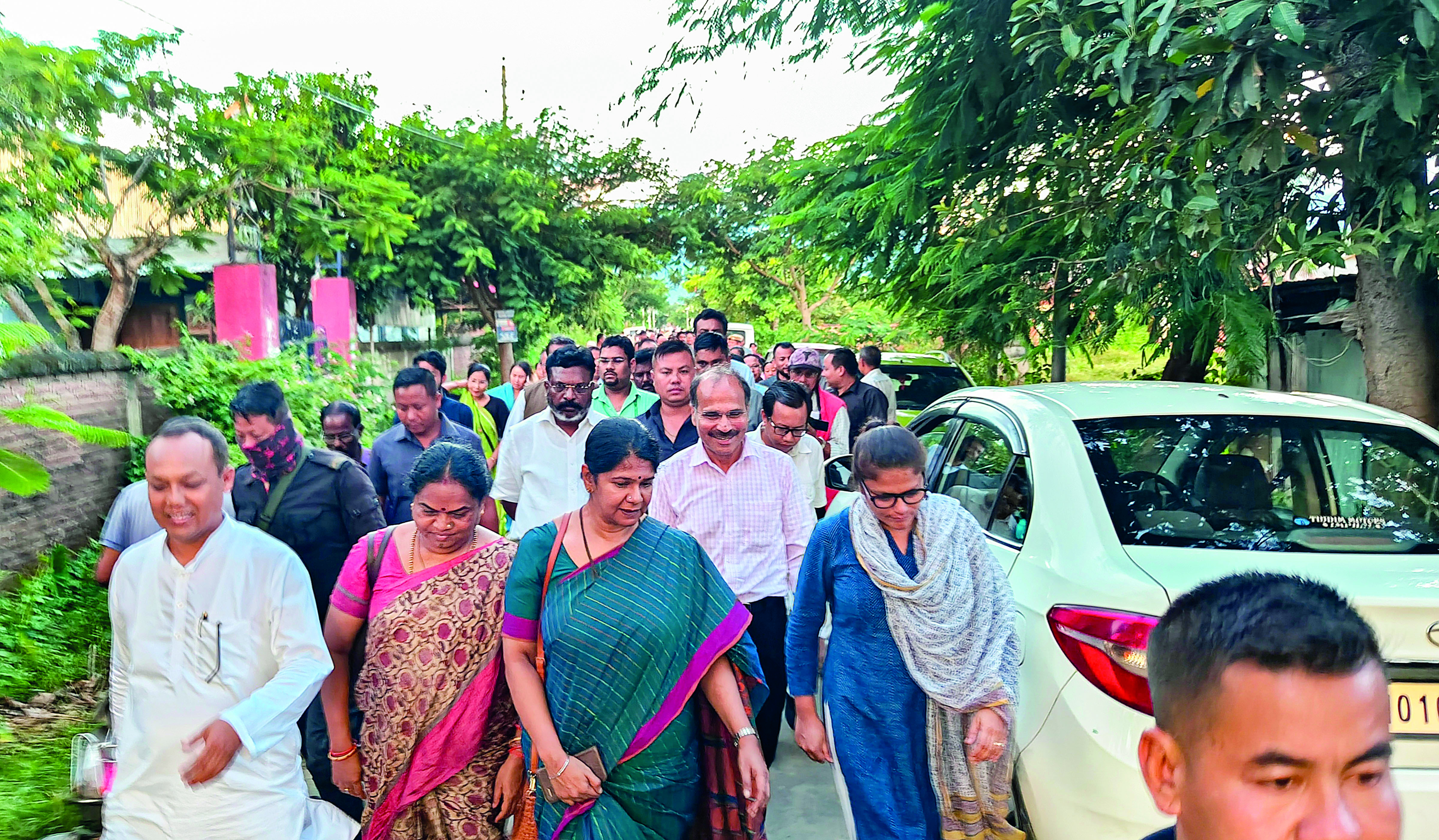 All have to try for peaceful solution to conflict: Cong leader