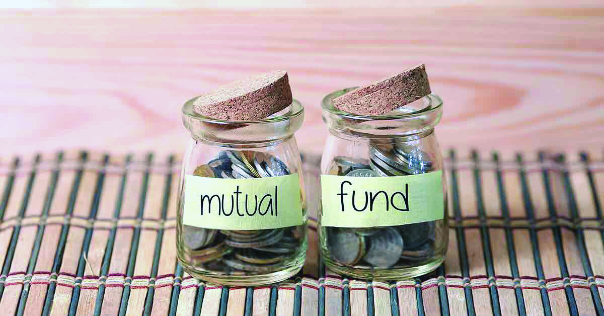 Hybrid mutual fund schemes gain traction, attract `14,000 crore in June qtr Hybrid mutual fund schemes gain traction, attract `14,000 crore in June qtr