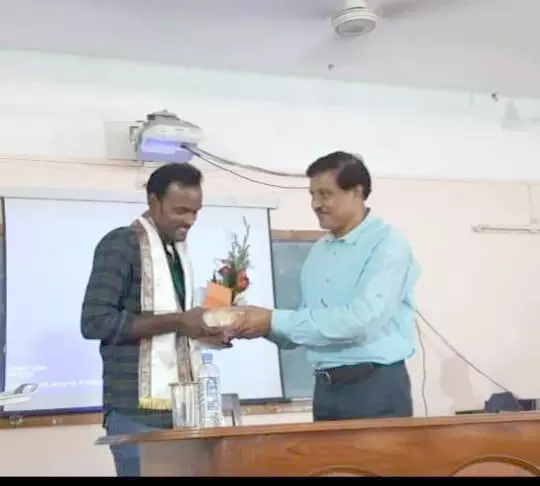 Kartik Sabar sets a precedent by becoming first from Shabar community to crack NET