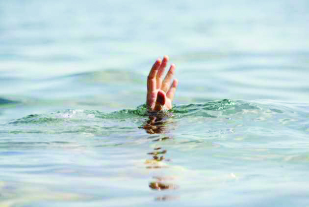 Cops: 3 boys feared drowned in Yamuna Cops: 3 boys feared drowned in Yamuna
