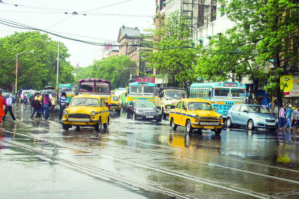 Khardah SI closed for harassing elderly couple