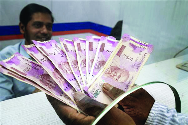 88% of Rs 2,000 notes returned to banks, says RBI