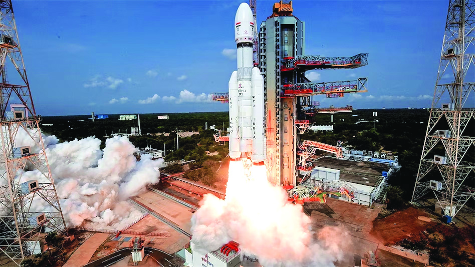 Chandrayaan-3 leaves Earth’s orbit, to reach moon in 5 days Chandrayaan-3 leaves Earth’s orbit, to reach moon in 5 days