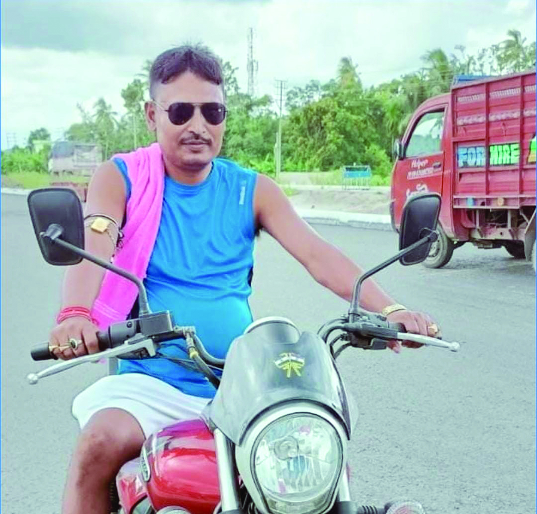 Trinamool Congress worker shot in Ichapur