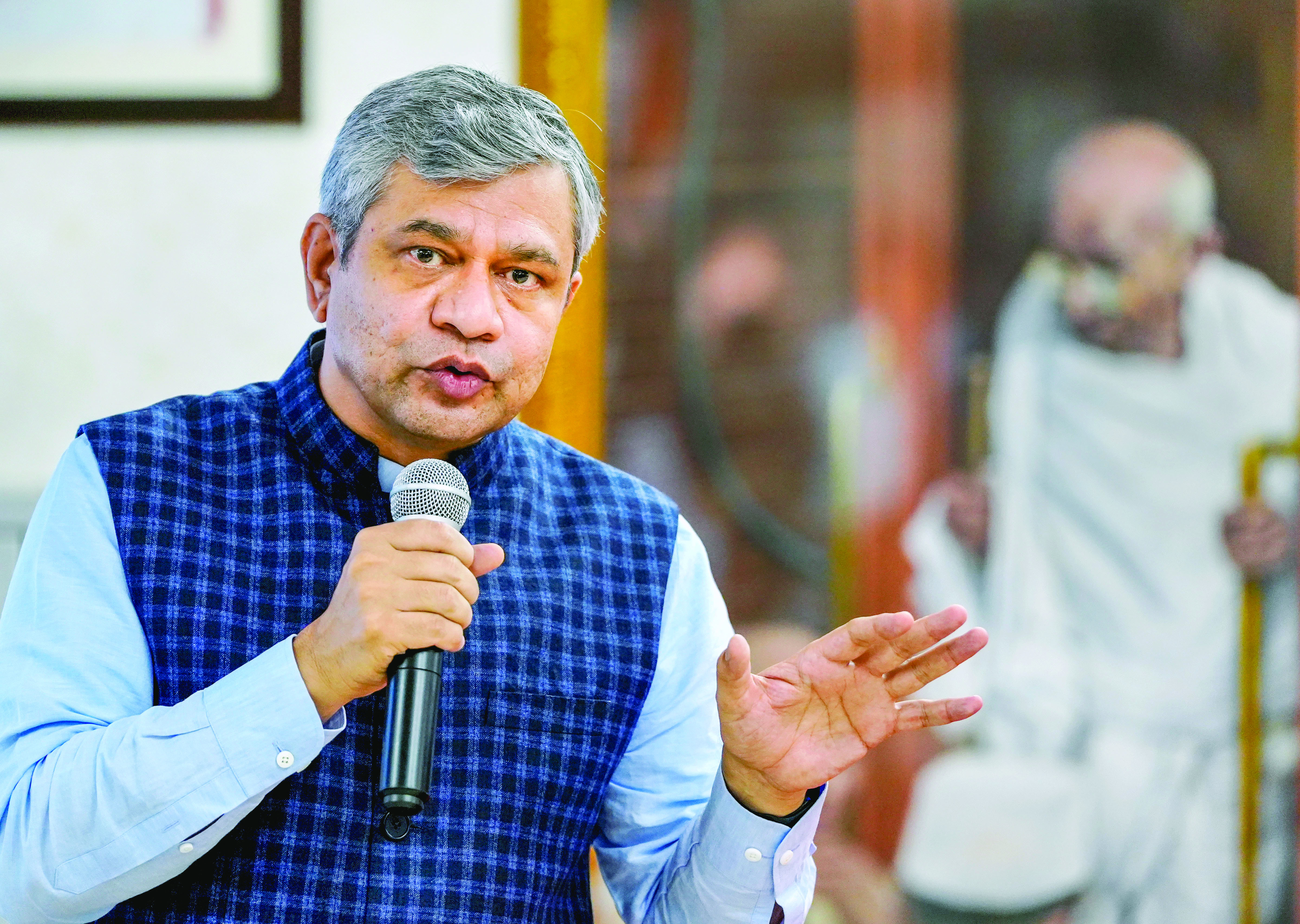 No hike in rail fares in name of station revamp: Vaishnaw