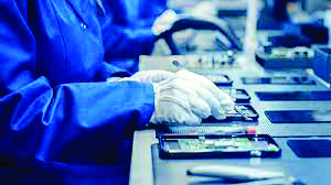 Domestic electronic mfg rises to Rs 8.25 lakh cr; semicon import at Rs 1.29 lakh crore in 2022-23