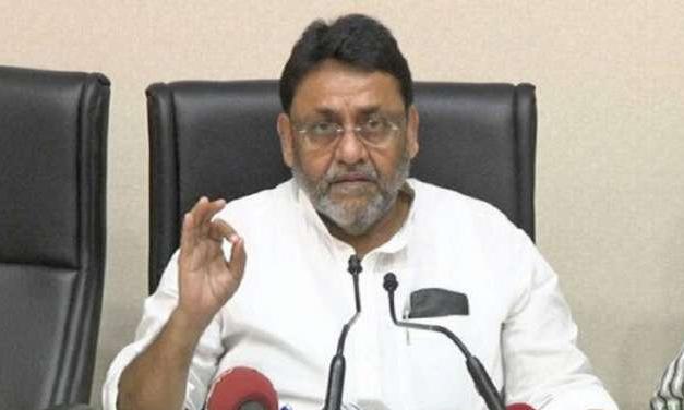 Supreme Court grants 2 months’ interim bail to NCP leader Nawab Malik Supreme Court grants 2 months’ interim bail to NCP leader Nawab Malik