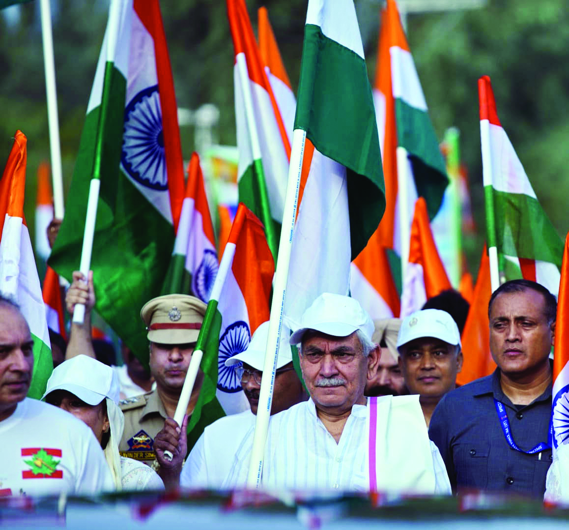 J&K: Lt Governor flags off ‘Tiranga Yatra’ in Srinagar