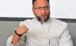 Glasses on door of   AIMIM chief Asaduddin Owaisis Delhi house found broken, police probe on