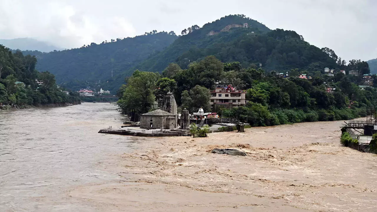 Himachal Pradesh: Several killed in torrential rains, nine of them in Shimla landslides
