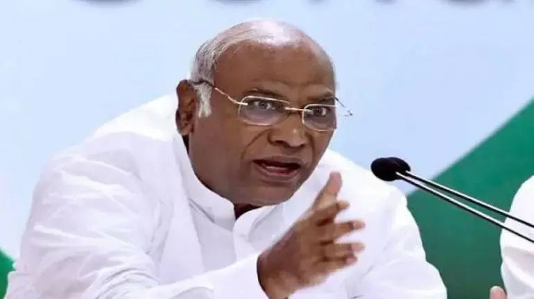 Congress chief Mallikarjun Kharge does not attend the Independence Day function at Red Fort