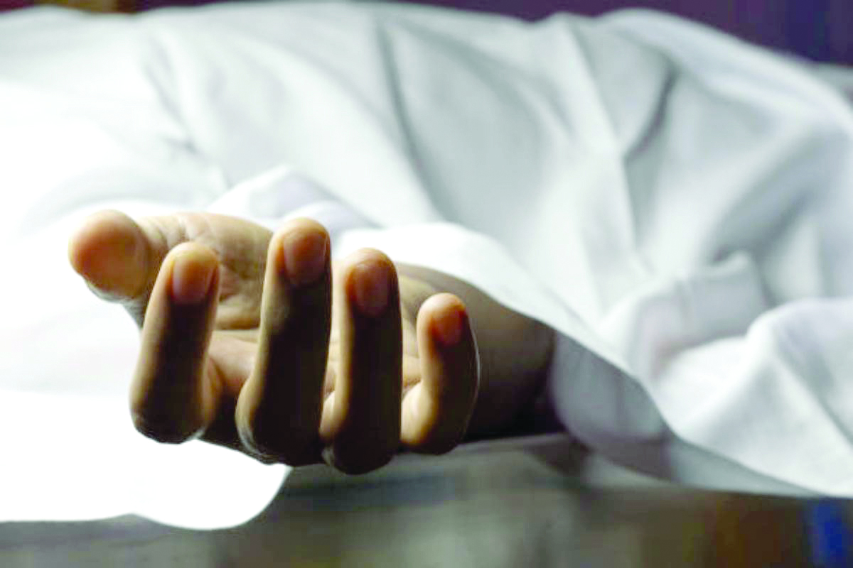 Kota: IIT-JEE aspirant hangs self, 4th suicide in a month Kota: IIT-JEE aspirant hangs self, 4th suicide in a month