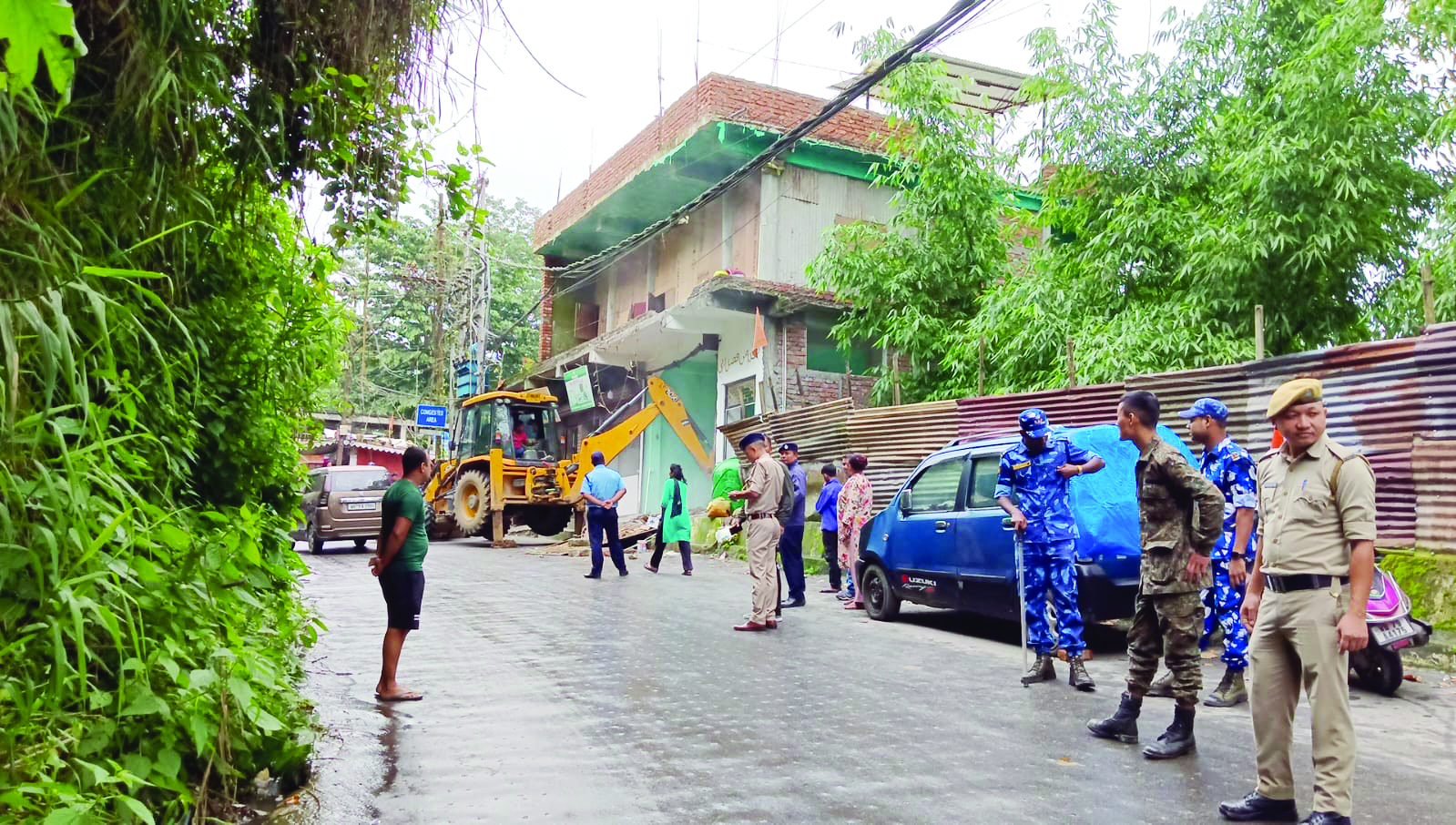Acting on Calcutta HC order, Kalimpong Municipality bulldozes ‘illegal’ building