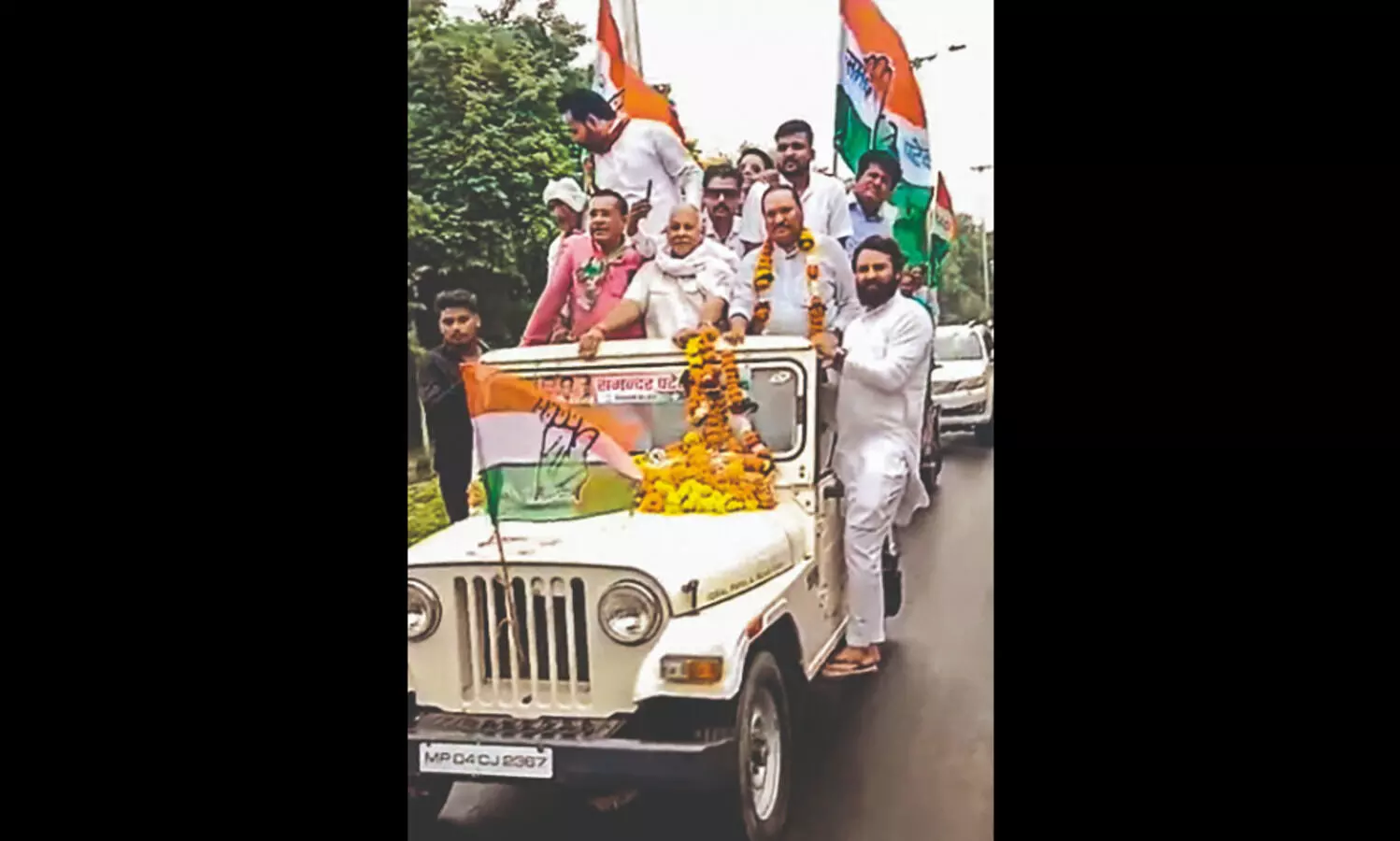 Jyotiraditya Scindia loyalist returns to Congress from BJP, cites negligence