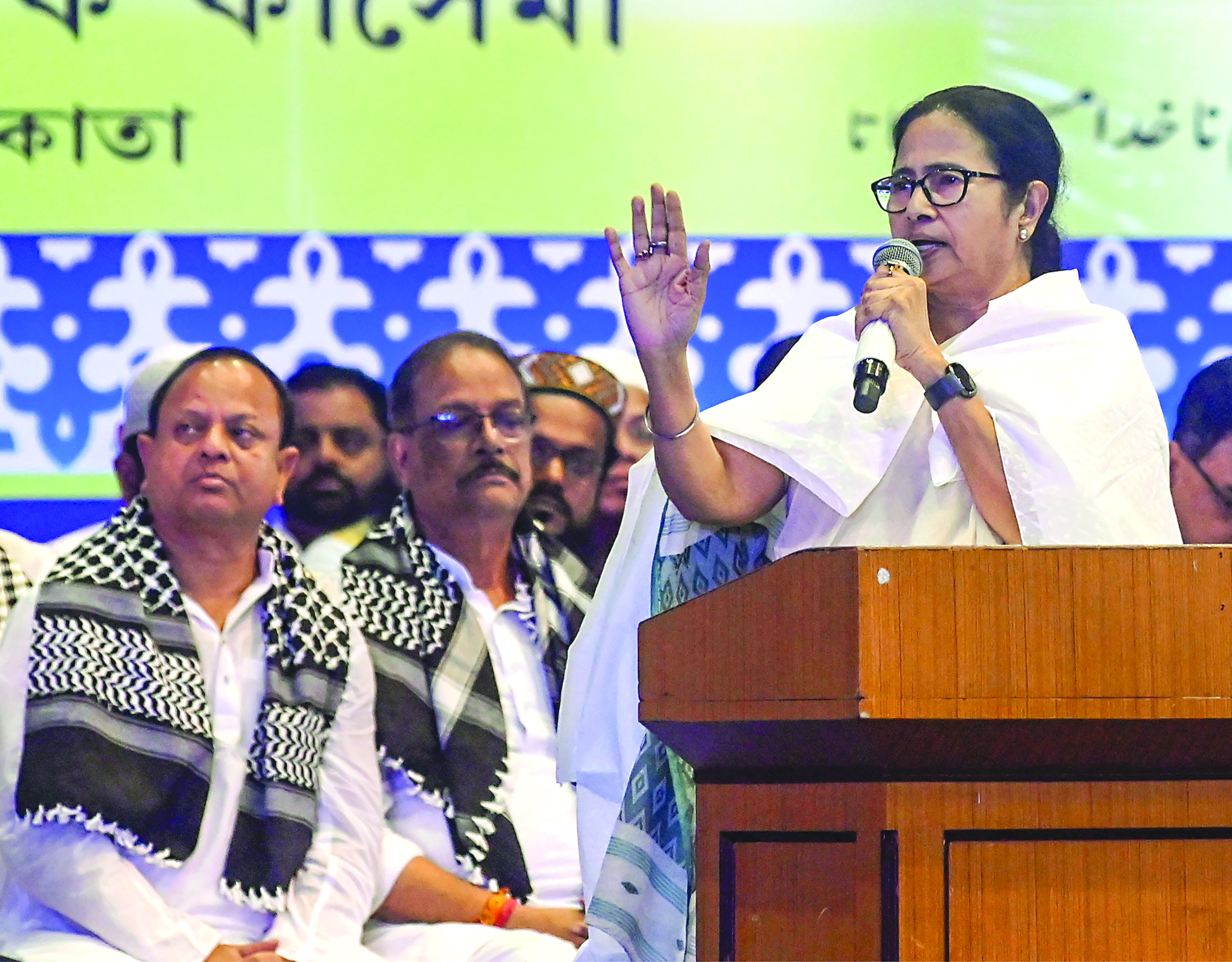 Chandrayaan-3: Mamata Banerjee lauds all involved in the mission