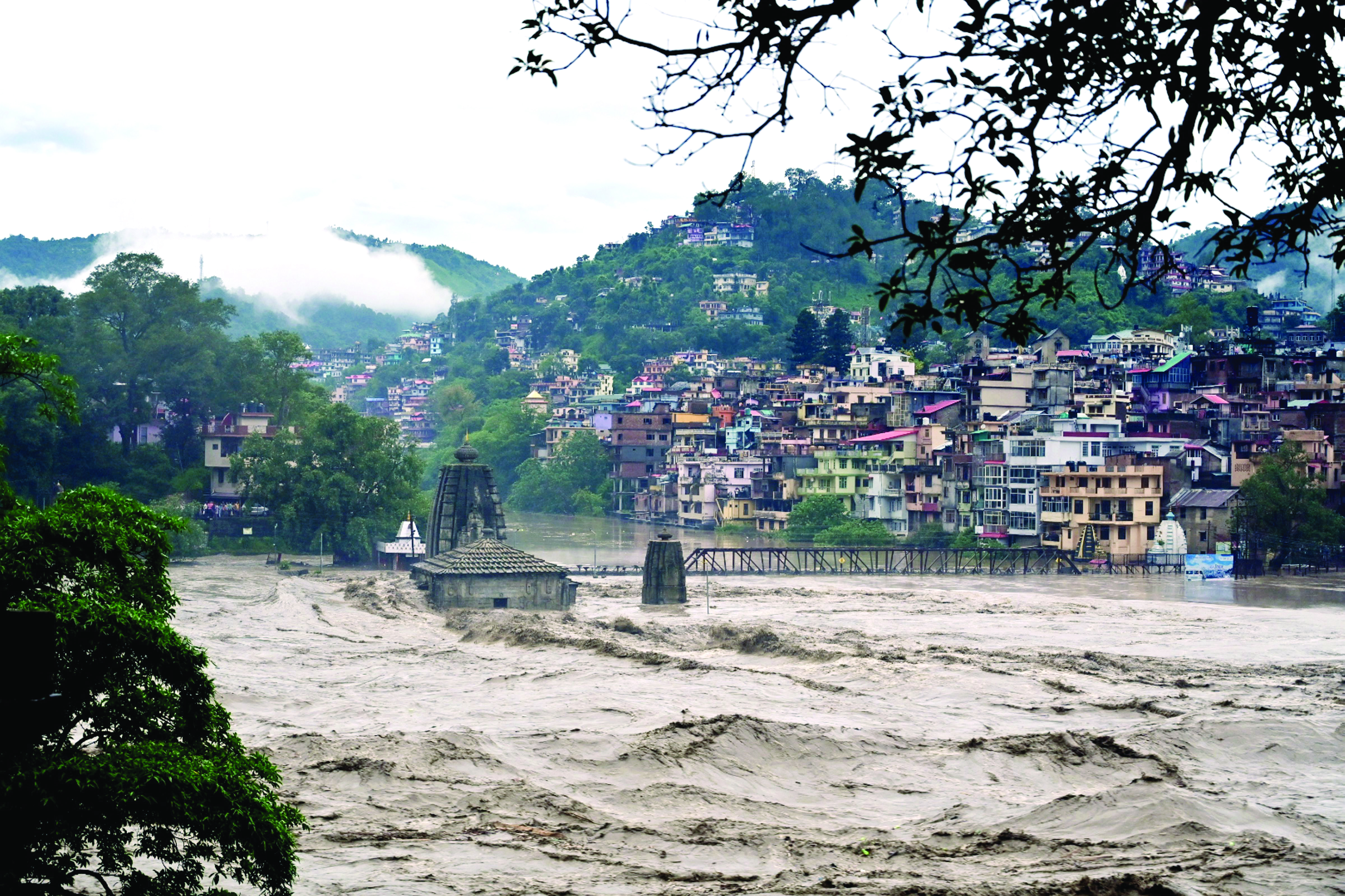 Met dept predicts heavy rains again in Himachal