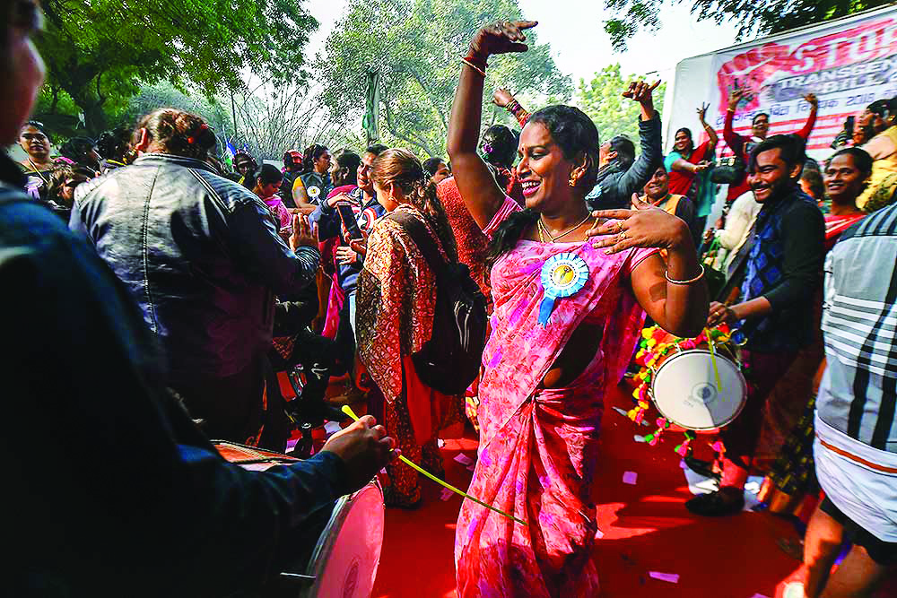 SC seeks replies from Centre, states on reservation for transgenders SC seeks replies from Centre, states on reservation for transgenders